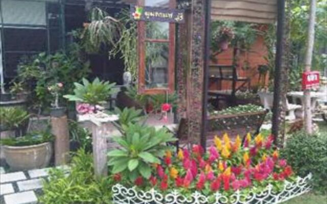 OYO 1105 Lawan Garden Resort