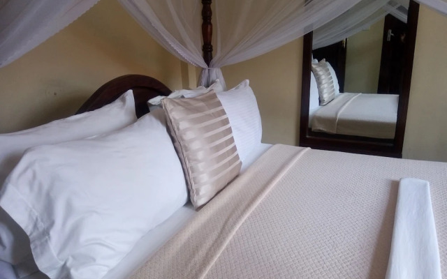 Triniti Airport Hotel