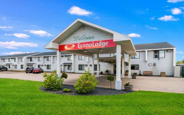 Econo Lodge Duluth near Miller Hill Mall