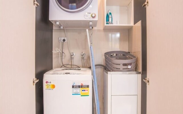 Spacious And Cozy Zetland Apartment