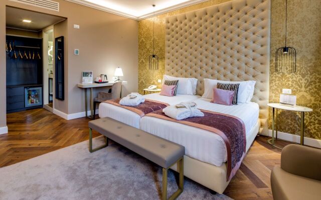 Continental Venice Hotel
