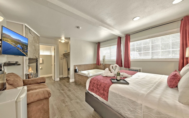 Secrets Inn Lake Tahoe