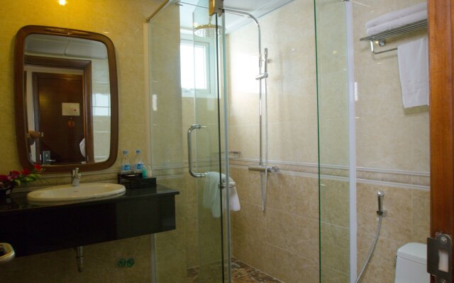 Chalcedony Grand Hotel