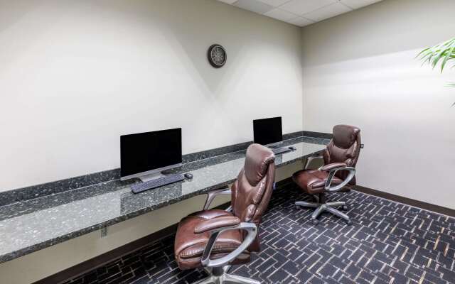 Hawthorn Suites by Wyndham Lubbock