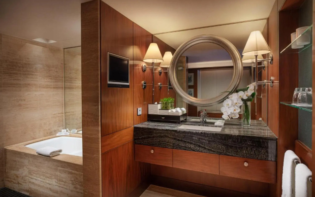 Mandarin Oriental, Hong Kong