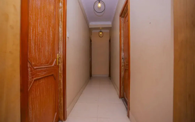 OYO 302 Hotel Classic