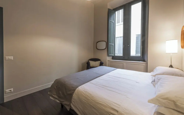 Luxury River View Apartment by MMega