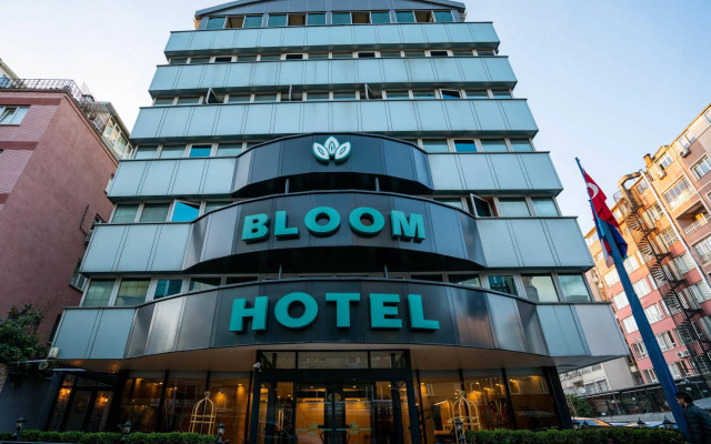Bloom Hotel