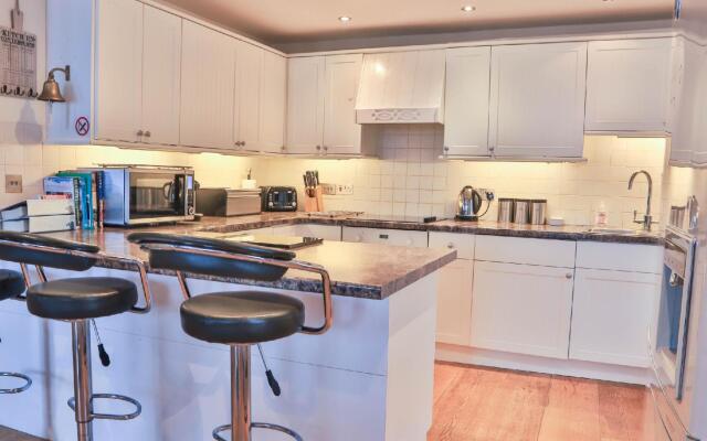 Harbourside Apartment