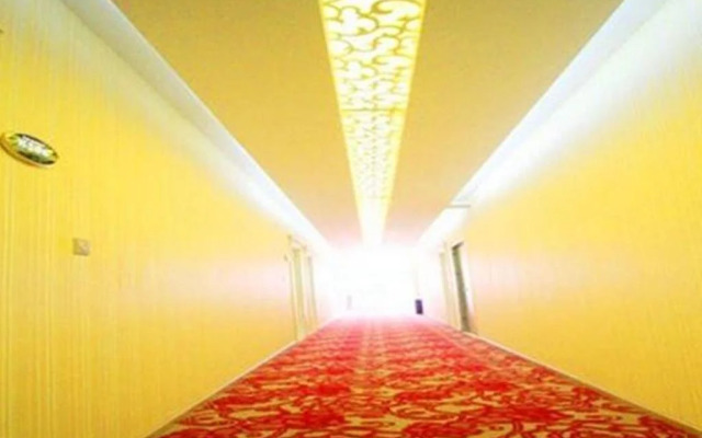 Mingge Busniess Hotel