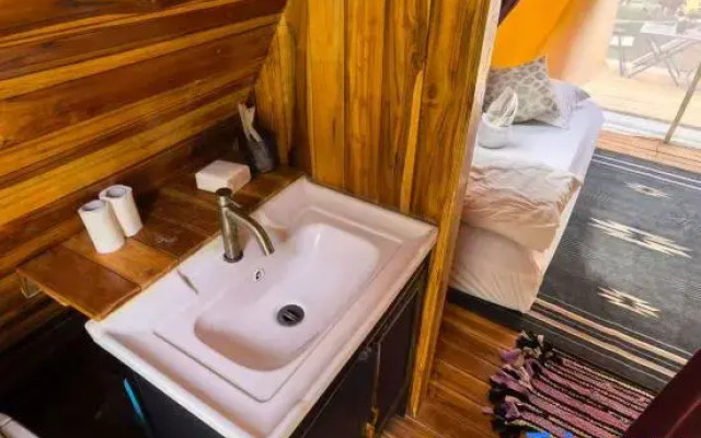 Mimosa Backpackers Hostel