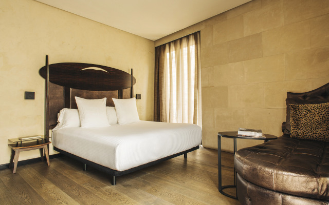 Hotel Bagues, a Small Luxury Hotels of the World