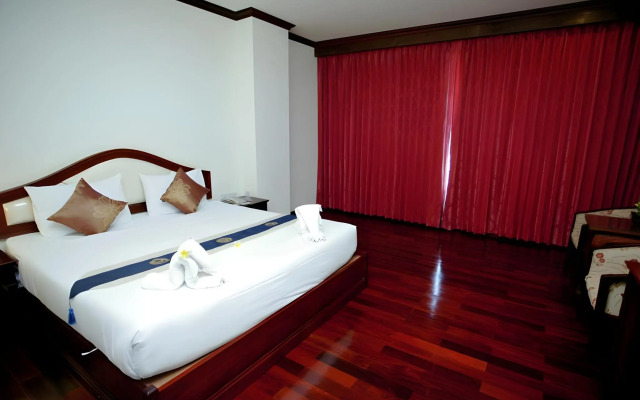 Arawan Riverside Hotel