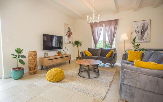 Vita 5 in Visnjan with 4 bedrooms and 4 bathrooms