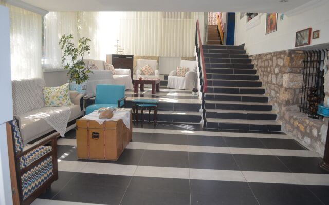 Tunc Otel