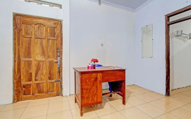 SPOT ON 93592 Pondok Backpackers Ardafa JogjaNearBlue Lagoon Jogja