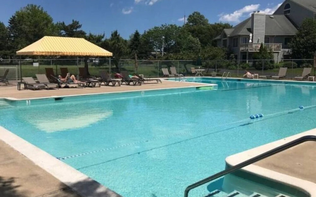 Lakeview Landing Pristine 3BR Condo