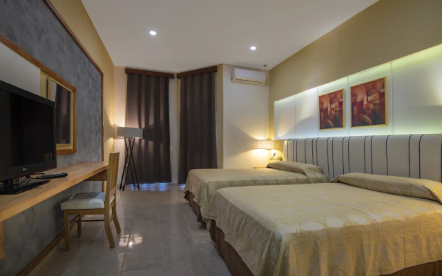 Hotel Paseo Habana