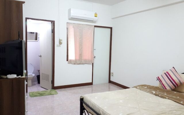 P Apartment Nonthaburi