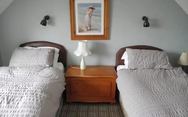 Coastal Kerry Hideaway - Sleeps 6 & Free Parking