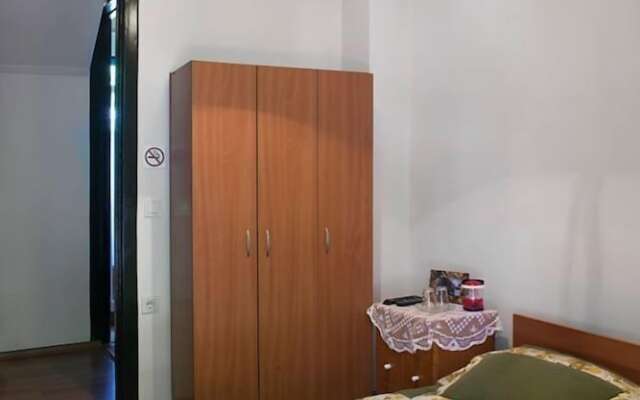 Orhan Kutbay'in Evi Turyolu Cafe Pansiyon