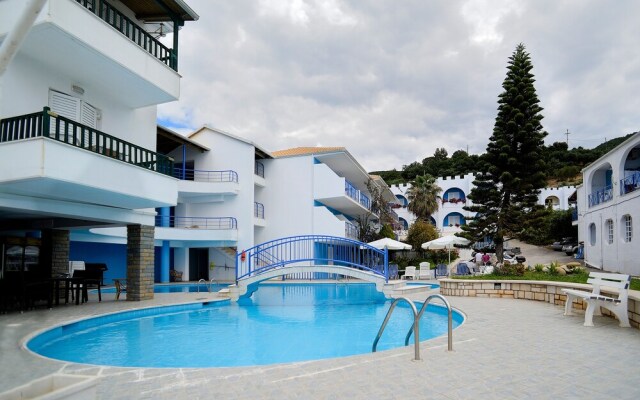 Vrachos Beach Hotel