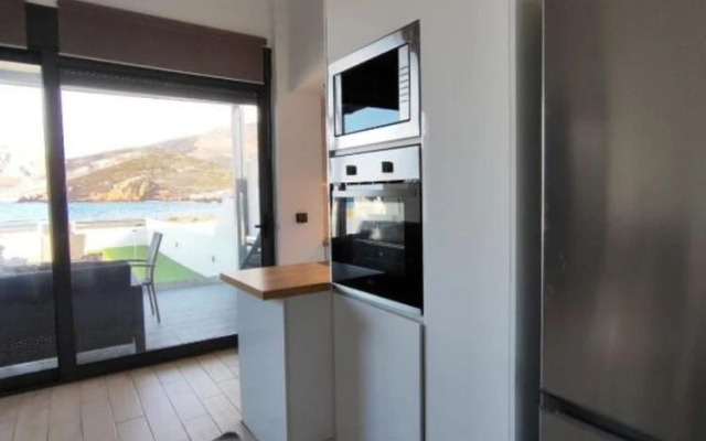 Marilous House - Skyros Beachfront Getaway