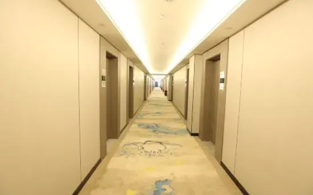 Xinrui Hotel