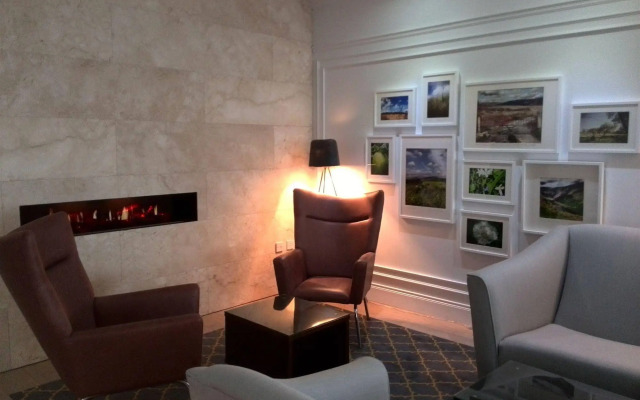 Ivanhoe Hotel and Inn