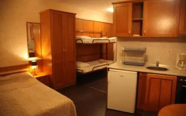 Royal Plaza Hotel Apartments