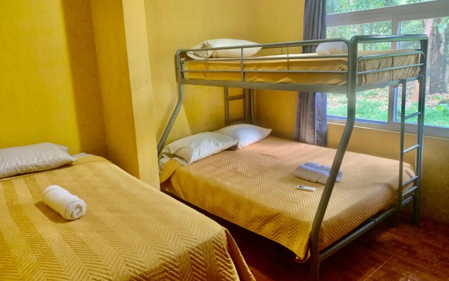 Casa 3 a 5 min del Irtra