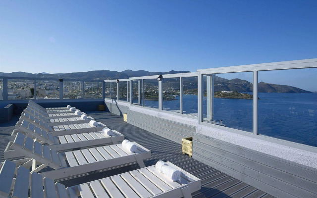 Mistral Bay Hotel