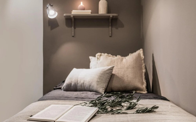 Pedra - 4 Bedrooms in Trafalgar