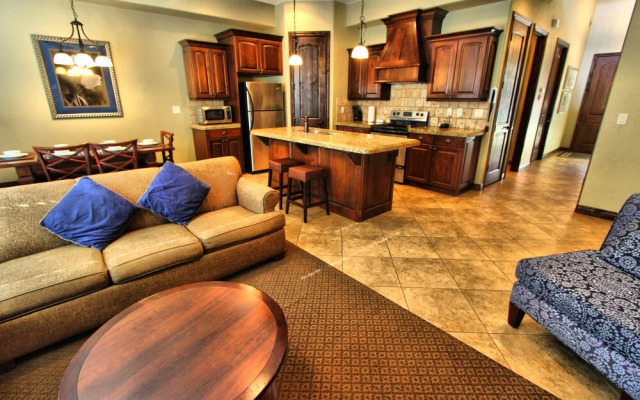 Canyon Villas at Coral Ridge