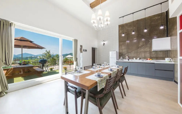 Yeosu Ggotnal Pension