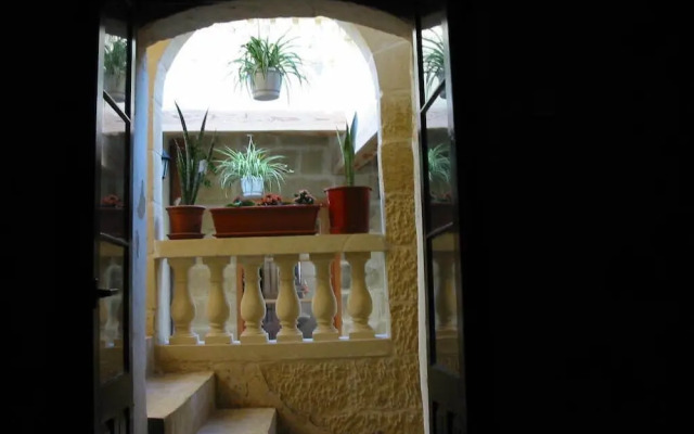 Ta Martin Farmhouse - Holiday Home In Gozo, Malta