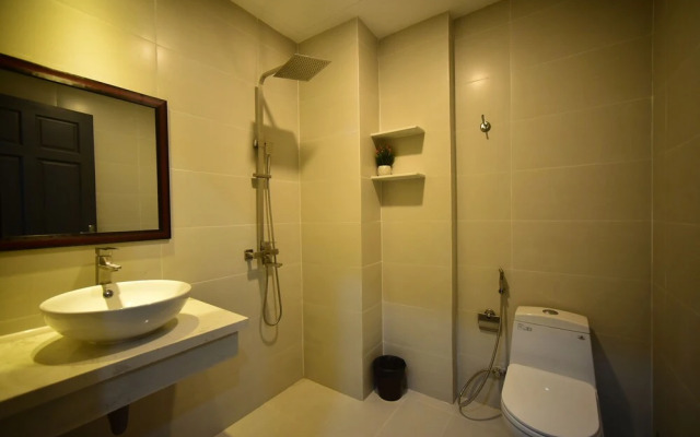 Karta Riverview Apartment