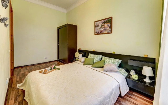 Веста на Малой Московской