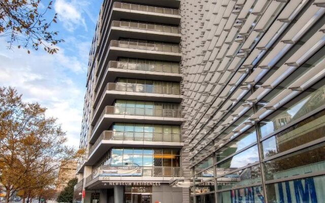 Newseum Residences at Penn Ave ExecuStay