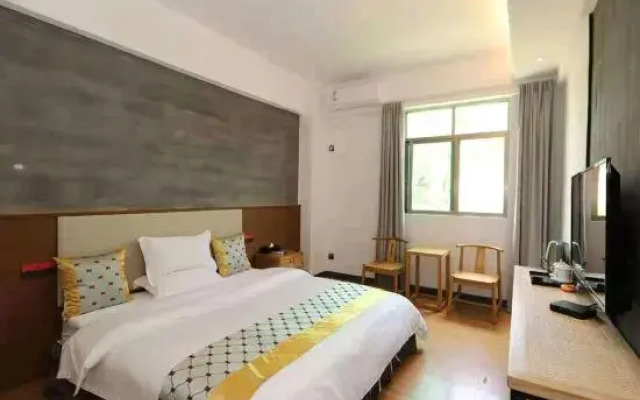 Shuiyun Jingshe Hot Spring Hotel (Xinfeng Meikeng)