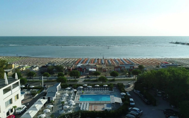 Hotel Promenade Universale