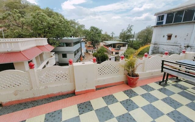 Radhika palace