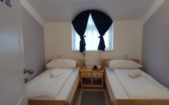 Bloom Inn