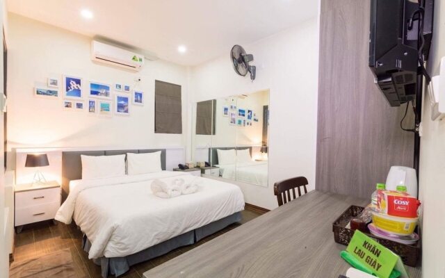 Lily Hotel