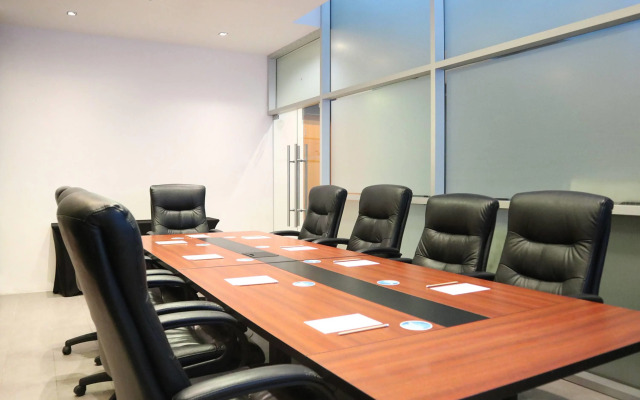 Wyndham Concepcion Pettra