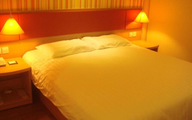 Home Inn Zhenjiang Jiangsu University Hongxing Meikailong