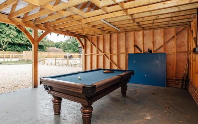 Hayward House, Hot Tub, Large Garden