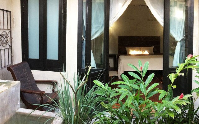 La Flor Casa Boutique