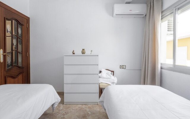 Simplistic Apartment in Ubeda near Clock Tower