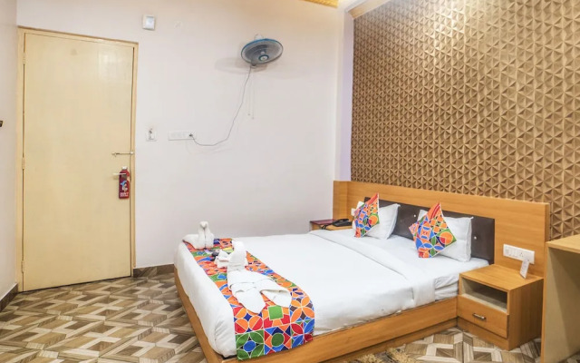 Fabhotel R D Green